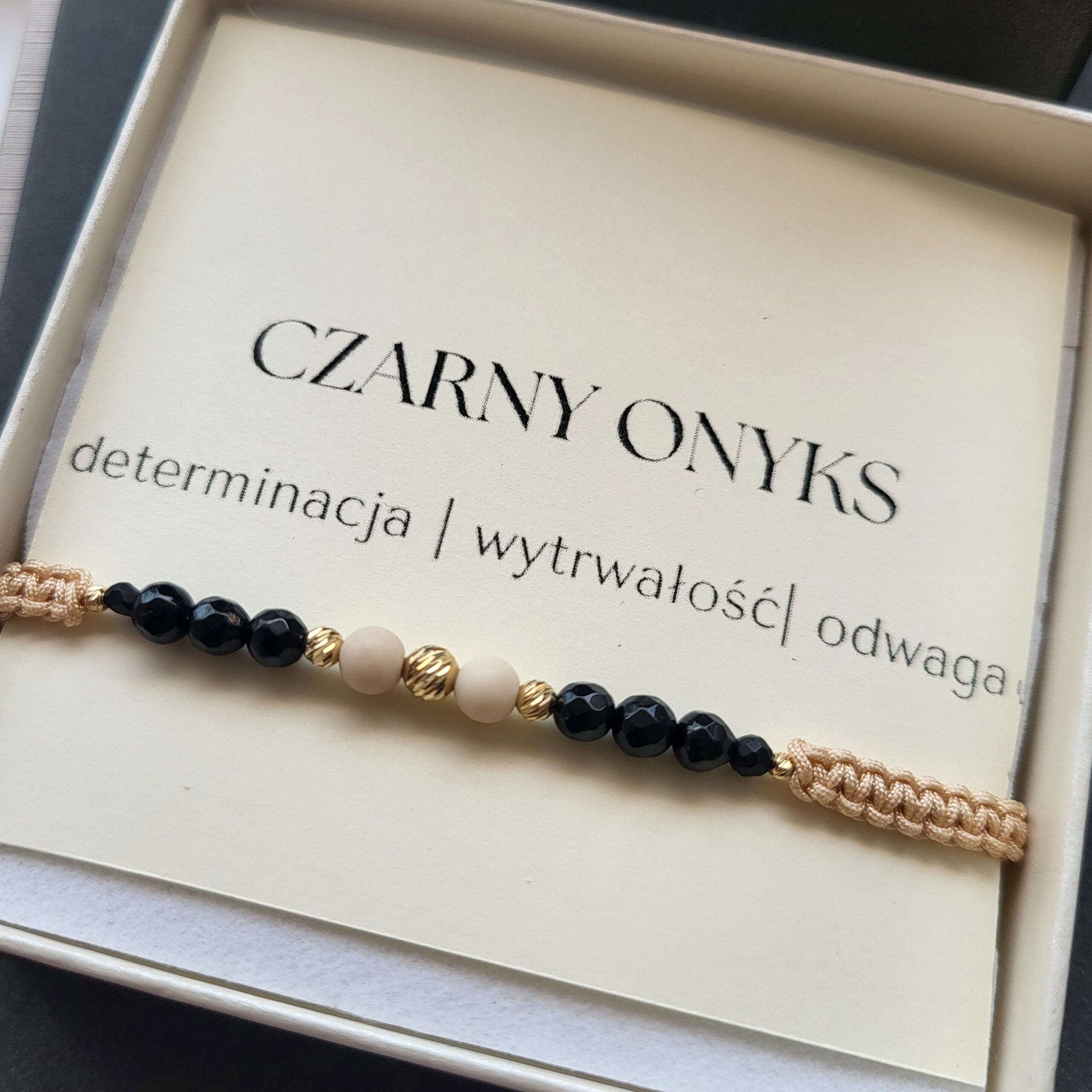 złota bransoletka na czarnym sznureczku z diamentowanymi kulkami próba złota 585 - obrazek 3